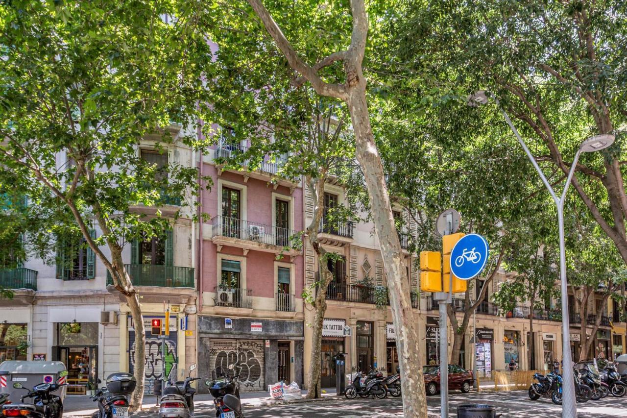 Fridays Flats Retro Chic In Poble Sec Barcelona Exterior foto