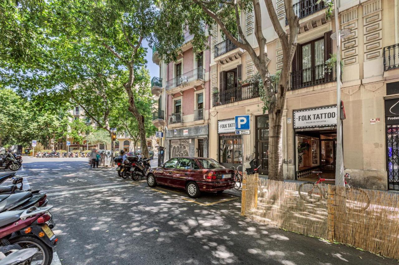 Fridays Flats Retro Chic In Poble Sec Barcelona Exterior foto